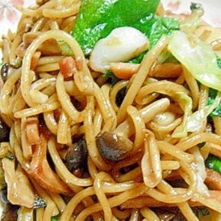 にんにく香る～♪エスニック風焼きそば